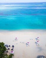 3 Apartments Steps to Beach Free Breakfast