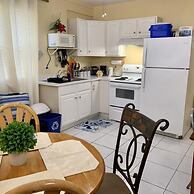 3 Suites BP Steps to Beach Car Value Service