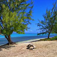 3 Suites BP Steps to Beach Car Value Service