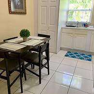 3 Suites BP Steps to Beach Car Value Service