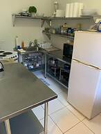 3 Suites BP Steps to Beach Car Value Service