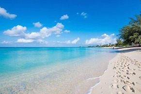 S2A Blue Pavilion - Beach Transfers Meals Tours Island Retro Chic