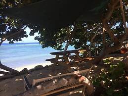 S4 BP Steps to Beach Car Value Service