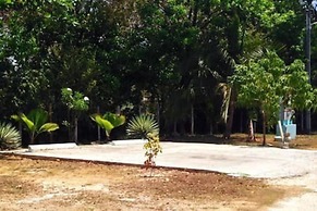 S1 BP Steps to Beach Car Value Service