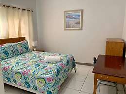 S1 BP Steps to Beach Car Value Service