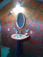 Bohemian Rustic 2-floor Suite, Walk to Plaza/beach