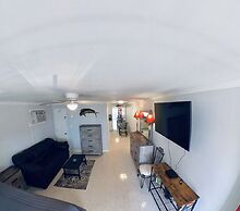 10 Cherry Bay - Robert Zuehl