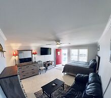 10 Cherry Bay - Robert Zuehl