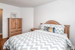 Private 2bdrm Unit With Ensuite Laundry - U5A
