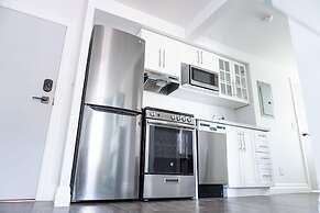 Modern Apt Neardowntown Ideal for Long Stays - U3