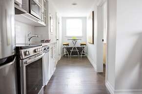Modern Apt Neardowntown Ideal for Long Stays - U3
