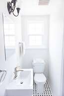 Modern Apt Neardowntown Ideal for Long Stays - U3