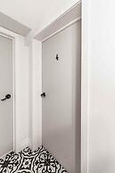 Private Apt Neardowntown Ideal for Long Stays U4
