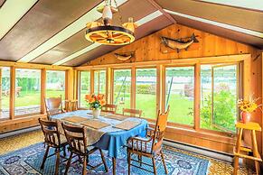 Retro Spacious Cottage - Somewhere in Time
