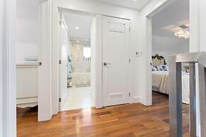 Spacious 2bdrm Home in Burlington