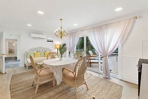 Casa Del Sol Chic 1-br Suite Poolside Bliss for 4