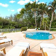 Casa Del Sol Chic 1-br Suite Poolside Bliss for 4