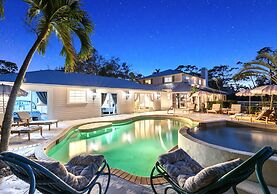 Casa Del Sol Chic 1-br Suite Poolside Bliss for 4