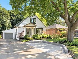 Specious Fully Private Studio apt With Laundry