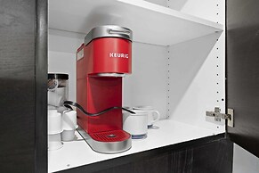 Specious Fully Private Studio apt With Laundry