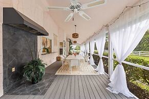 Brand New Spacious 3-bed Pool 20 MIN TO Beach