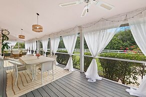 Brand New Spacious 3-bed Pool 20 MIN TO Beach