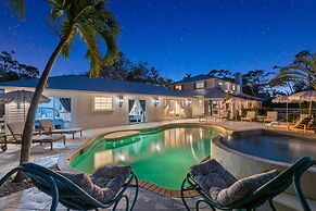 Brand New Spacious 3-bed Pool 20 MIN TO Beach