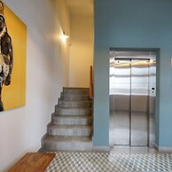 w 3BR Duplex Penthouse With Private Pool