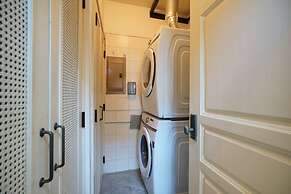 w 3BR Duplex Penthouse With Private Pool