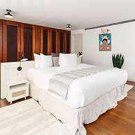 w 3BR Duplex Penthouse With Private Pool