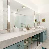 w 3BR Duplex Penthouse With Private Pool