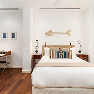 w 3BR Duplex Penthouse With Private Pool