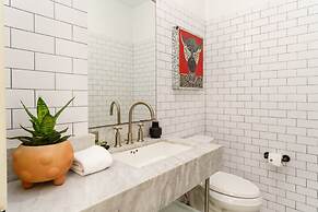 w 3BR Duplex Penthouse With Private Pool