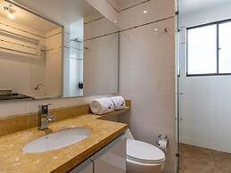 w Vibrant 1BR in Chico