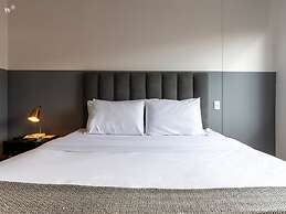 w Vibrant 1BR in Chico