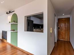 w Upscale 1BR in Cabrera