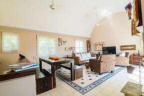 w Awesome 2BR w AC in Paradisiac Cartagena