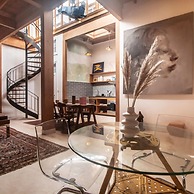 w Villa With Rooftop Terrace in Barranco