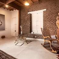 w Villa With Rooftop Terrace in Barranco