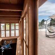 w Villa With Rooftop Terrace in Barranco