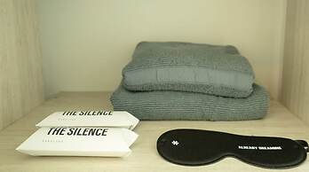 w Lovely 2BR w AC in Sunny Cartagena