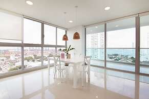 w Breathtaking 2BR w AC in Cartagena