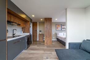 w Classy Loft in Pasadena