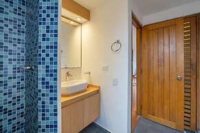 w Centric 2BR In Cabrera