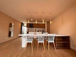 w Lovely Duplex in Laureles