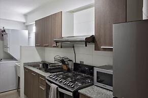 Modern 2BR In La Cresta