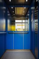 w Lush Loft in Laureles