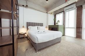 w Lush Loft in Laureles