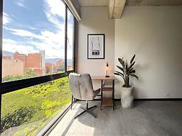 w Lush Loft in Laureles