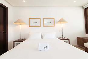 w Sophisticated 3BR House w AC in Cartagena